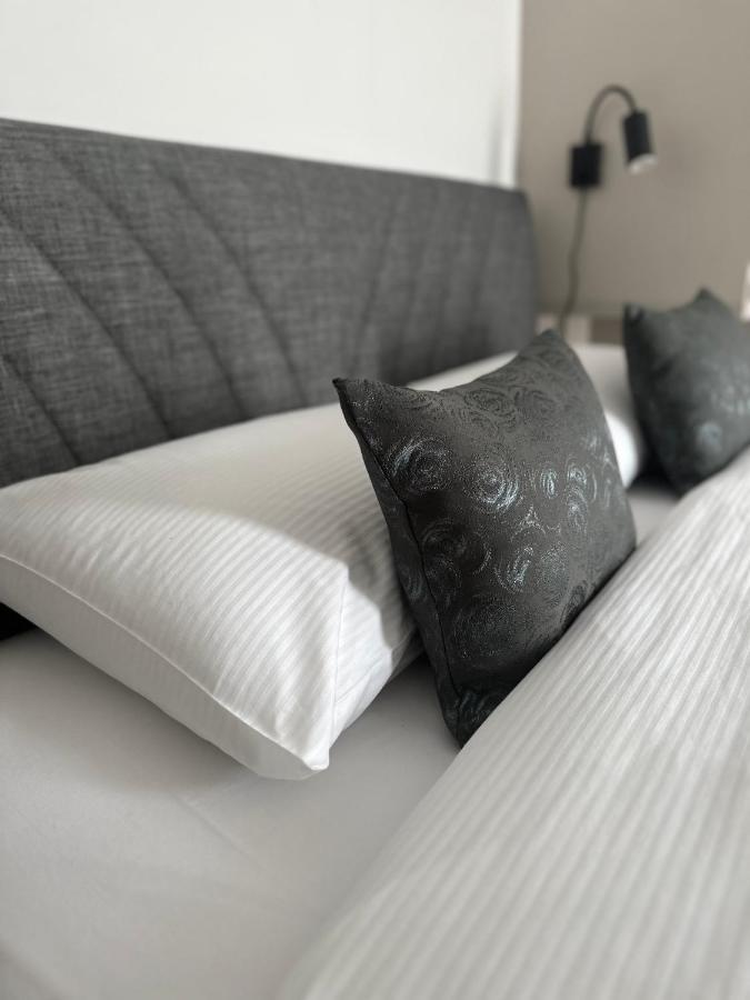 Residence 33 سراييفو المظهر الخارجي الصورة